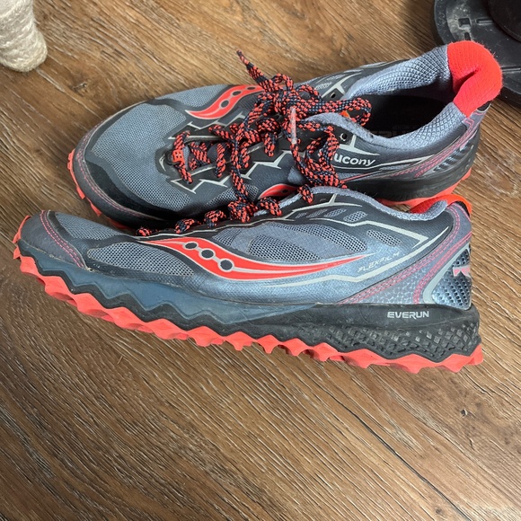 Saucony everun sneaker - Picture 1 of 2